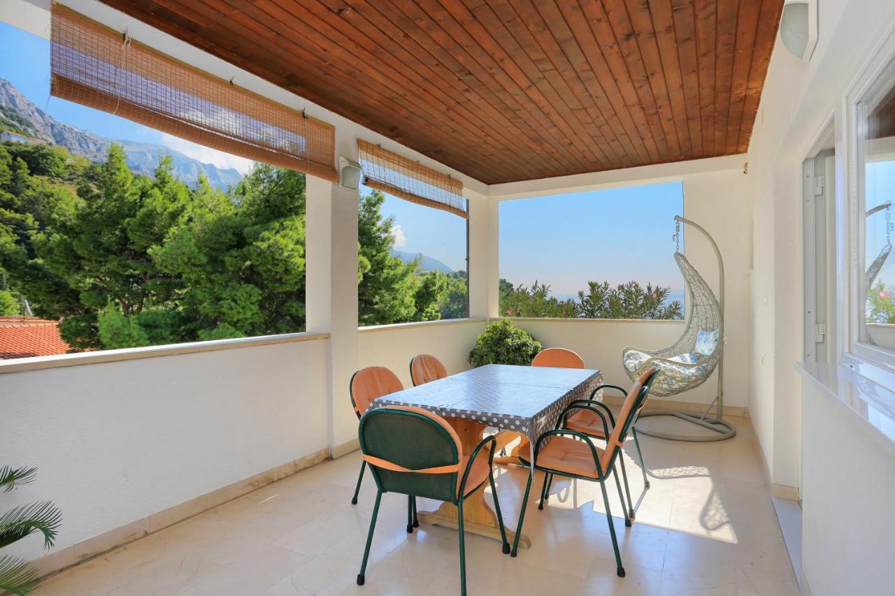 Apartments By The Sea Brela, Makarska - 6688 ภายนอก รูปภาพ