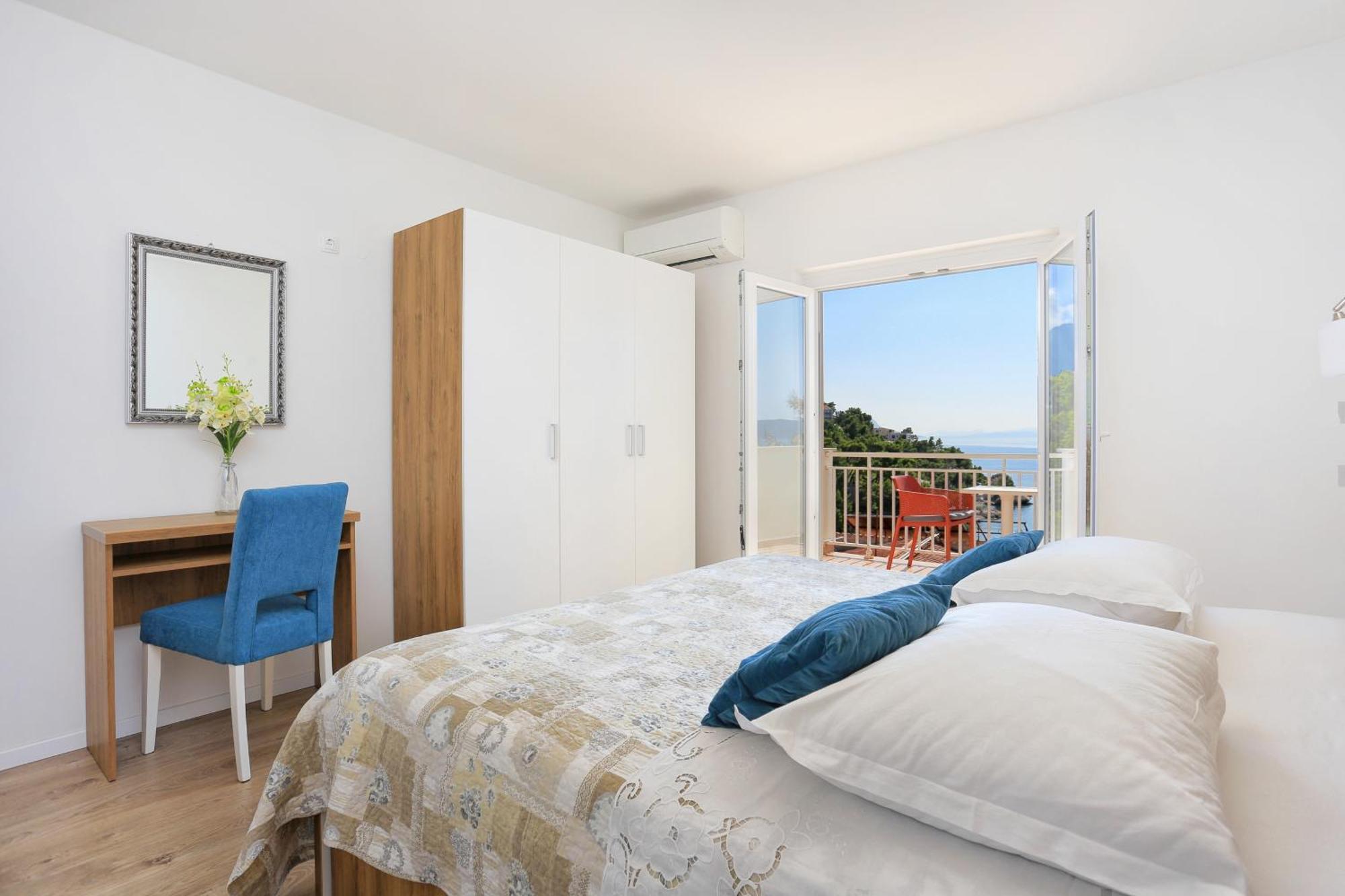 Apartments By The Sea Brela, Makarska - 6688 ห้อง รูปภาพ